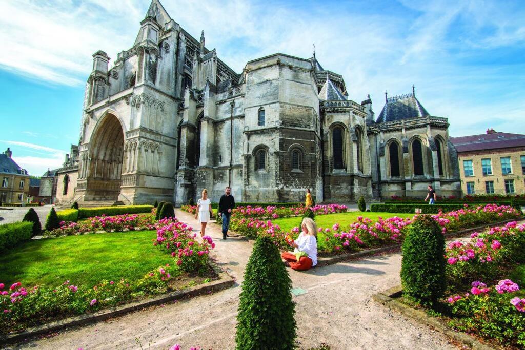 Studio En Plein Coeur De Ville Saint-Omer  Ngoại thất bức ảnh